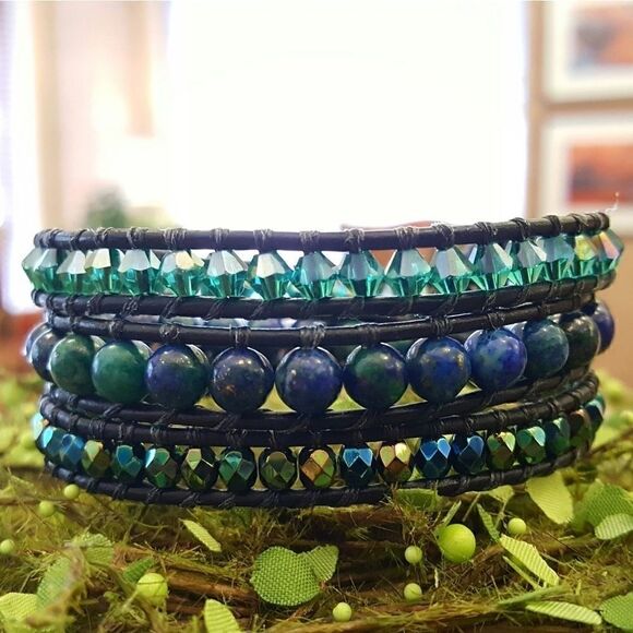 IMC Leather and Beaded Wrapped Bracelet with Elephant Button Closure - Picture 2 of 2